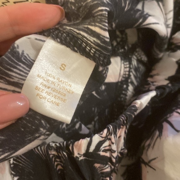 Torn by Ronny Kobo pants size small - Picture 5 of 5